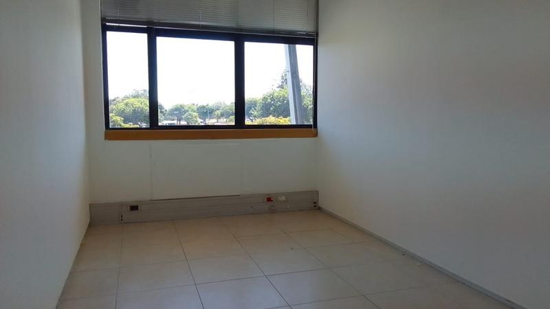 To Let commercial Property for Rent in Parow North Western Cape